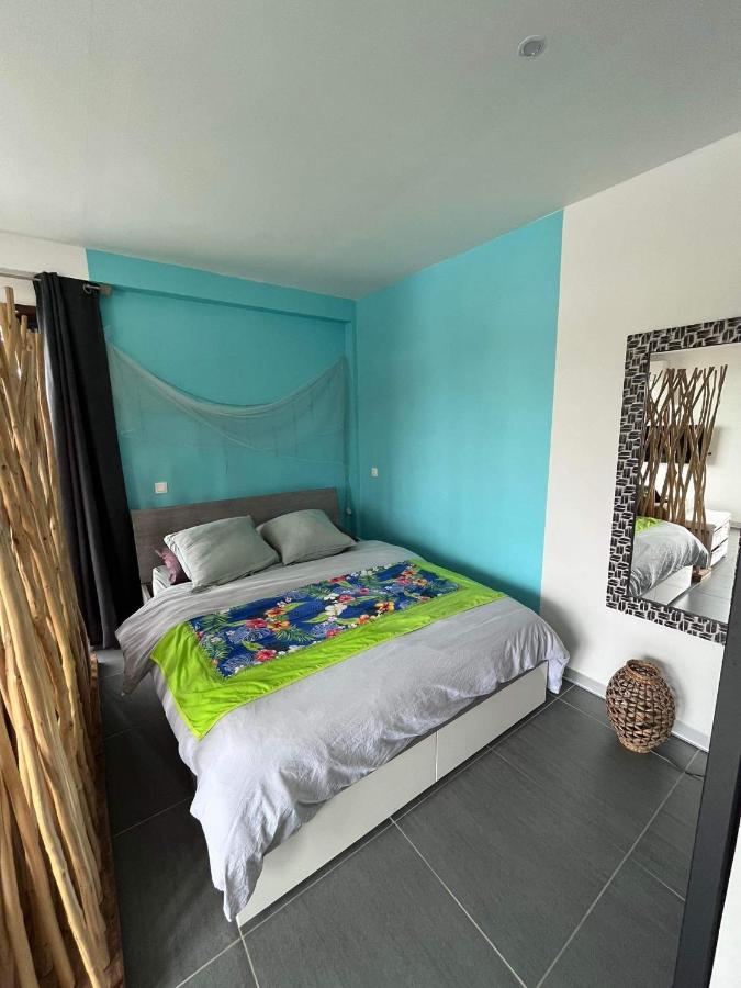 2 Accomodations -Studio Du Manoir -Le Manoir Пунауиа Екстериор снимка